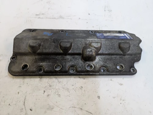 Ford F-250 / F-350 / F-450 / F-550 6.4L Left Used Valve Cover