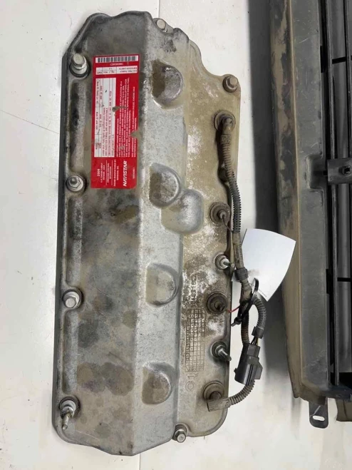 Ford F-550 Used Valve Cover