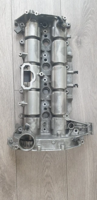 Ford S-Max / Mondeo 2.0L Used Valve Cover