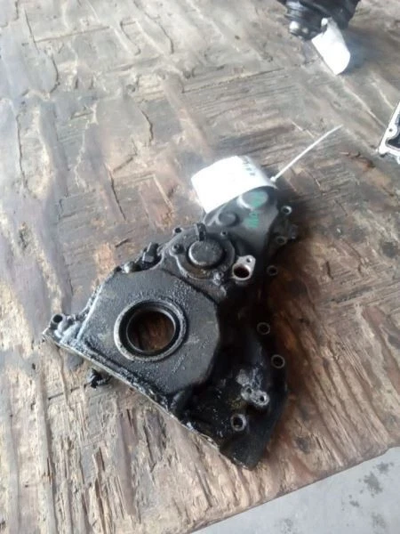 2014-2018 GMC / Chevrolet Sierra / 1500 Pickup 4.3L Used Timing Cover 3479937