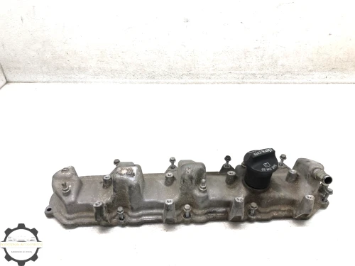 2015-2020 GMC Yukon 6.2L Used OEM Valve Cover