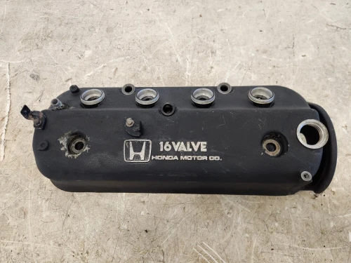 1990-1996 Honda Accord / Prelude Used Valve Cover