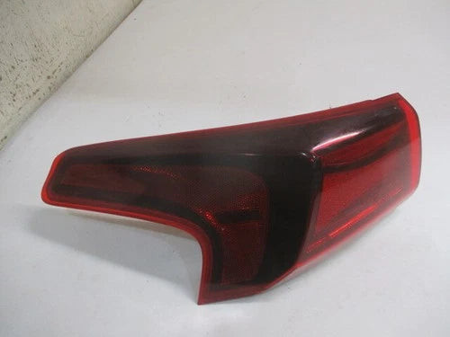Hyundai Santa Fe LH Driver Outer Tail Brake Light Lamp OEM OEM used OEM tail light assembly
