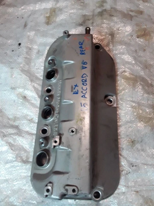 2005 Honda Accord Rear V6 Used Valve Cover