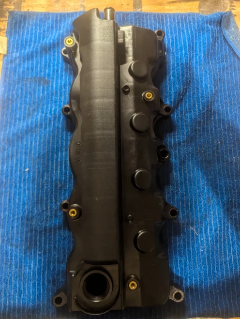 2016-2019 Honda Civic / HR-V 1.8L Used Valve Cover