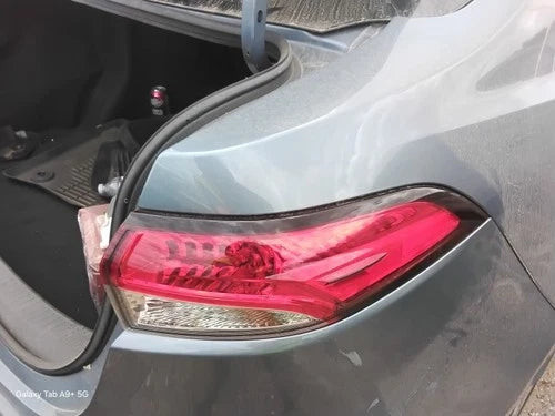 2020-2024 Toyota Corolla RH Passenger Quarter Panel Mounted Tail Light Lamp OEM used OEM tail light assembly