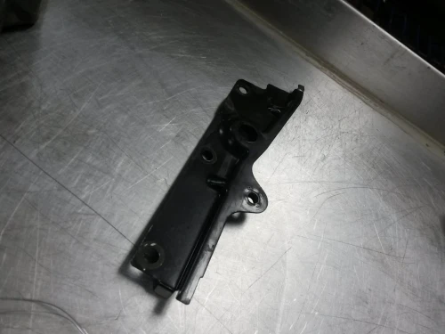 2005-2009 Hyundai Tucson 2.0L Rear Used Timing Cover