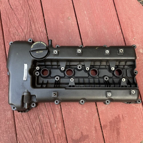 2010-2012 Hyundai Genesis 2.0L Used Valve Cover