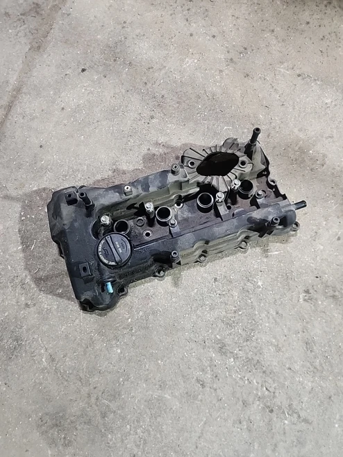 2011-2014 Hyundai Sonata 2.4L / 2.0L Used Valve Cover 22400-2G670
