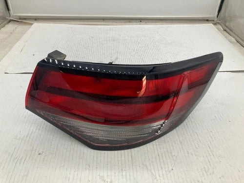2022 Nissan Sentra Passenger RH Tail Lamp Assembly Quarter Mounted OEM used OEM tail light assembly