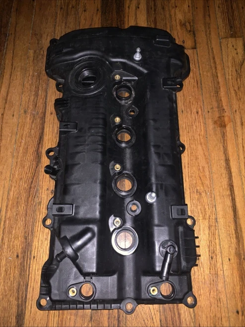 2016-2020 Hyundai Elantra 2.0L Used Valve Cover 22410-2E700