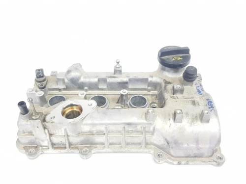 2017 Hyundai Kona 2WD Used Valve Cover 2241004070