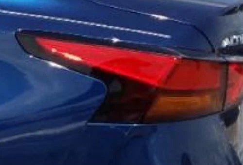 2019-2025 Nissan Altima LH Driver Quarter Panel Mounted Tail Light Lamp OEM used OEM tail light assembly