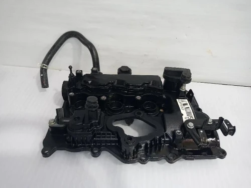 2020 Hyundai i20 Hybrid Used Valve Cover 2240007170