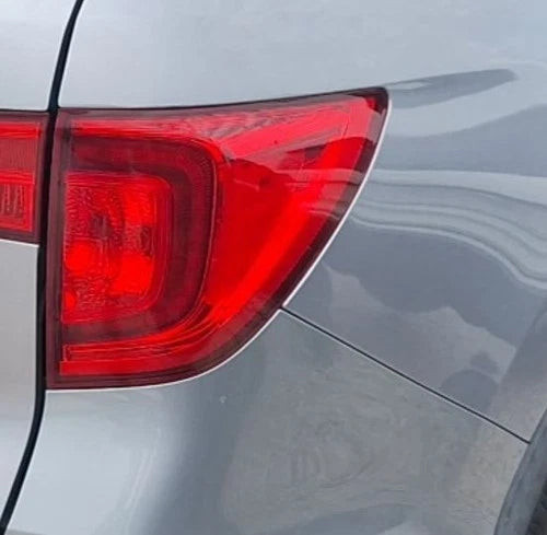 2016-2018 Honda Pilot Quarter Mount Passenger RH Tail Light Lamp OEM OEM used OEM tail light assembly