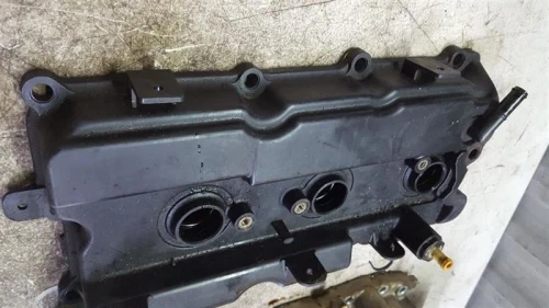 2002-2004 Infiniti / Nissan I35 / Maxima 3.5L Rear Used OEM Valve Cover