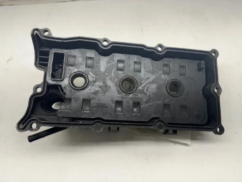 2003-2006 Infiniti / Nissan G35 / FX35 / M35 / 350Z Used Valve Cover