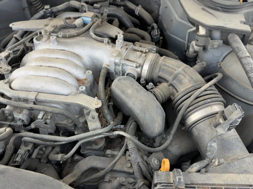 2003-2008 Infiniti FX45 4.5L Left Used OEM Valve Cover