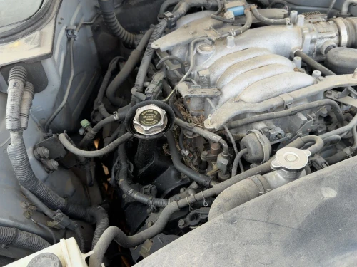 2003-2008 Infiniti FX45 4.5L Right Used OEM Valve Cover
