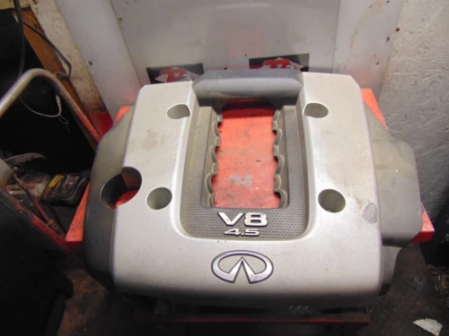 2003-2008 Infiniti FX45 4.5L V8 Used OEM Engine Cover