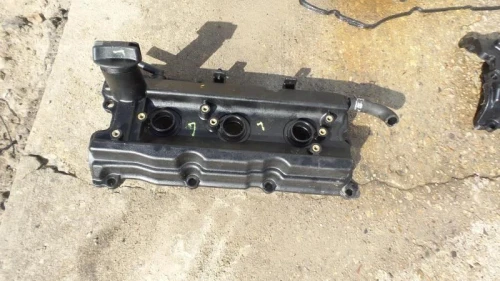 2006 Infiniti G35 Used Valve Cover