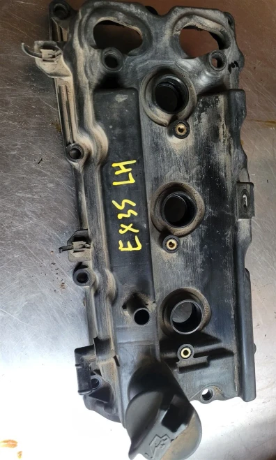 2008-2012 Infiniti / Nissan EX35 / G35 / 350Z Left Used OEM Valve Cover