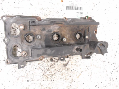 2009-2012 Infiniti FX35 / M35 / Q50 / Q70 3.5L Left Used OEM Valve Cover