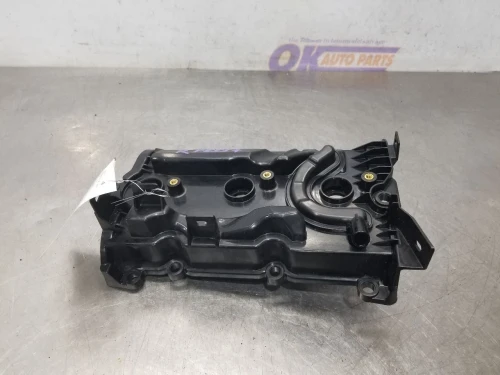 2017 Infiniti Q60 3.0L Right Used Valve Cover