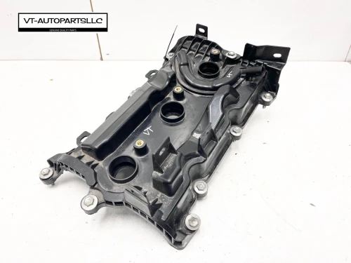 2017-2022 Infiniti Q60 / Q50 3.0L Right Used OEM Valve Cover