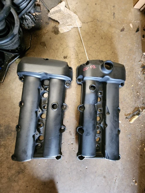 2000-2002 Jaguar S-Type 3.0L Left Right V6 Used Valve Cover