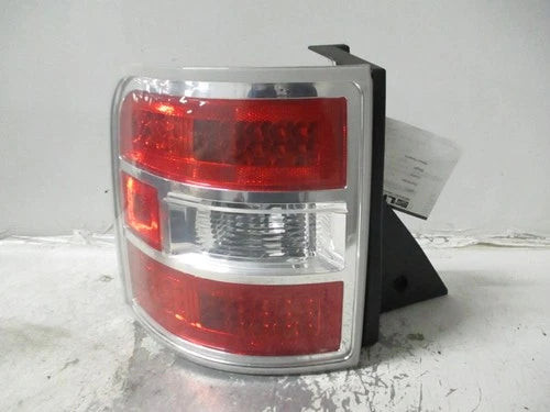 2013-2019 Ford Flex Driver LH Tail Light Lamp OEM used OEM tail light assembly