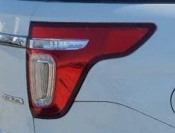 2011-2015 Ford Explorer RH Passenger Tail Light Lamp OEM used OEM tail light assembly