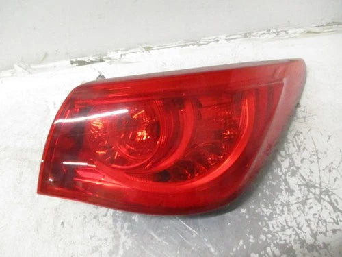 2014-2015 Infiniti Q50 Passenger RH Tail Light Lamp OEM used OEM tail light assembly