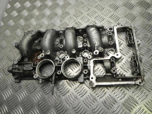 2014 Jaguar XF Used Valve Cover 9686705110
