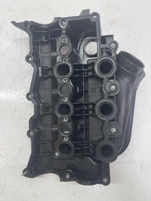2018 Jaguar XF 3.0L Used Valve Cover 9X2Q-9424-FE
