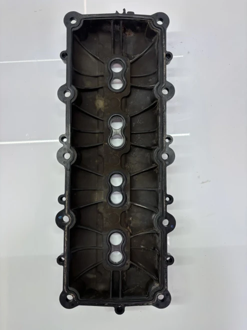 2009 Jeep Grand Cherokee 5.7L 4WD V8 Used Valve Cover