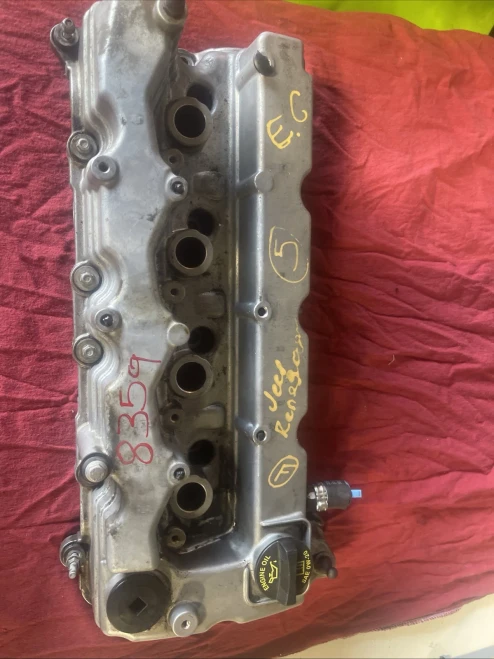 2018-2020 Jeep Renegade / Compass Used OEM Valve Cover
