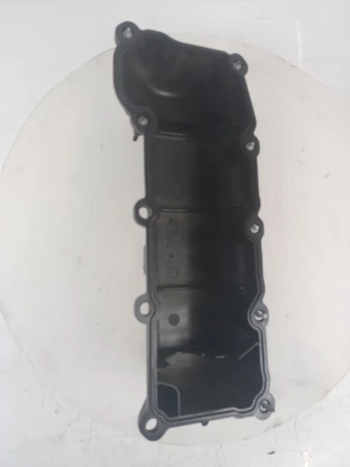Jeep Liberty / Cherokee 3.7L V6 Used Valve Cover