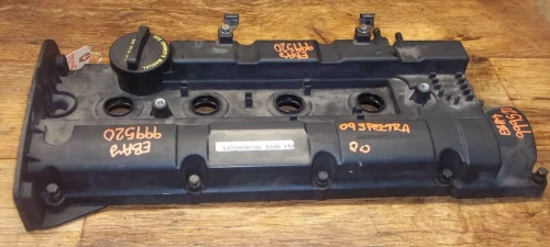 2004-2010 Kia / Hyundai Spectra / Tucson / Sportage 2.0L Used Valve Cover