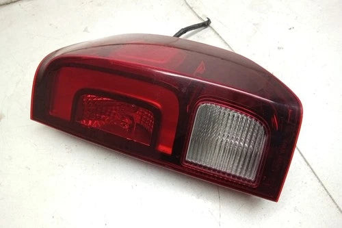 17 2017 Honda Ridgeline Passenger RH Tail Light Lamp OEM used OEM tail light assembly