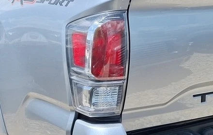 2020-2023 Toyota Tacoma Driver LH Tail Light Lamp OEM OEM used OEM tail light assembly