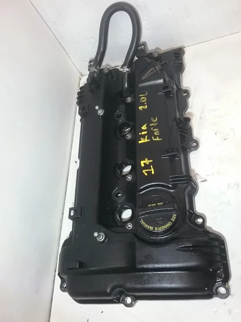 2017-2018 Kia Forte 2.0L Used Valve Cover 22410-2E700