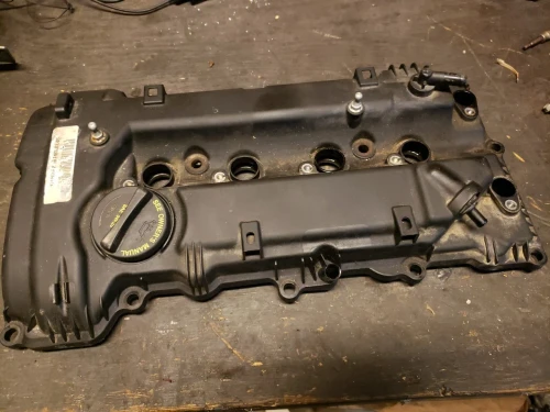 2017-2020 Kia / Hyundai Veloster / Kona / Forte / Elantra 2.0L Used OEM Valve Cover