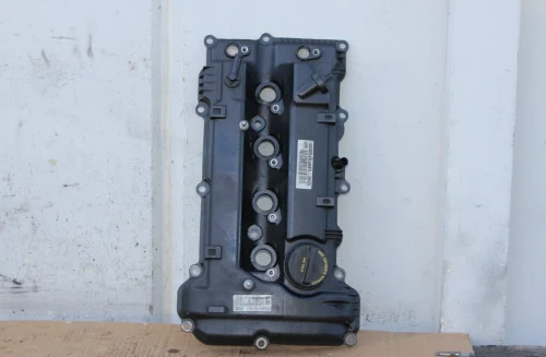 2017-2023 Kia / Hyundai Forte / Elantra Used Valve Cover