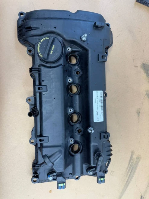 2023 Kia Forte Used OEM Valve Cover 22410-2E700
