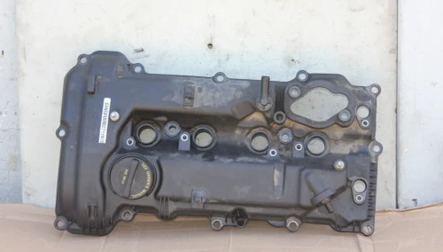 Kia / Hyundai Optima / Sonata Hybrid Used OEM Valve Cover 22410-2E650