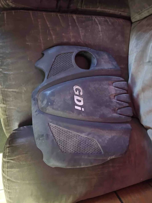 Kia Sportage Used Engine Cover