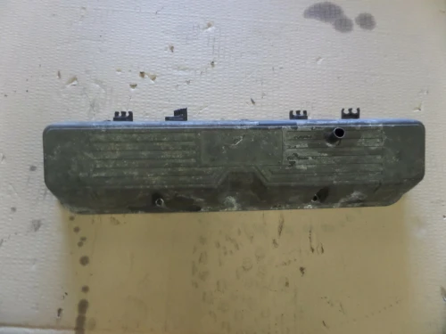 1999-2002 Land Rover Range Rover 4.0L / 4.6L Left Used Valve Cover