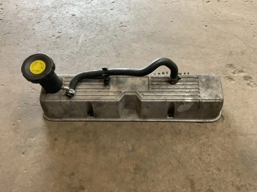 1999-2004 Land Rover Discovery 4.0L / 4.6L Right Used Valve Cover