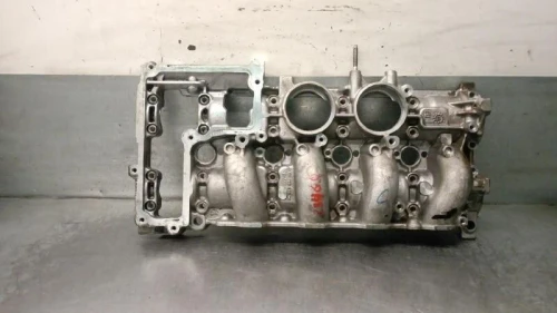 2006 Land Rover Freelander 2.2L 4WD Used Valve Cover 9686705110